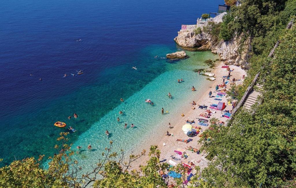 Mit Pool Kroatien Mit Meerblick Und Pool Lovran