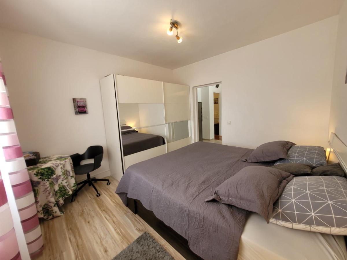 Apartment Mit Pool Kroatien Mit Meerblick Und Pool *
