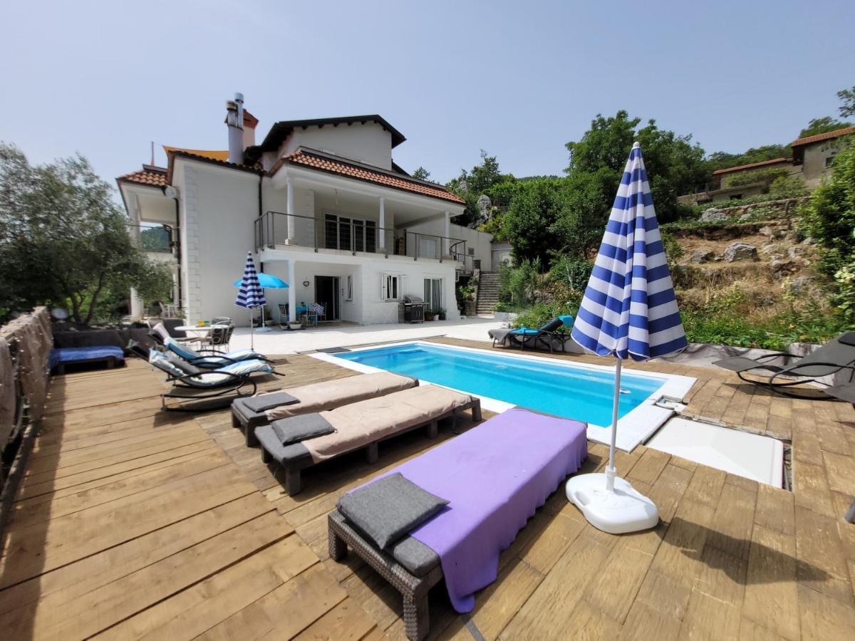 Mit Pool Kroatien Mit Meerblick Und Pool *