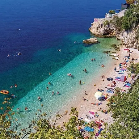 Ferienwohnung Mit Pool Kroatien Mit Meerblick Und Pool Lovran Exterior photo